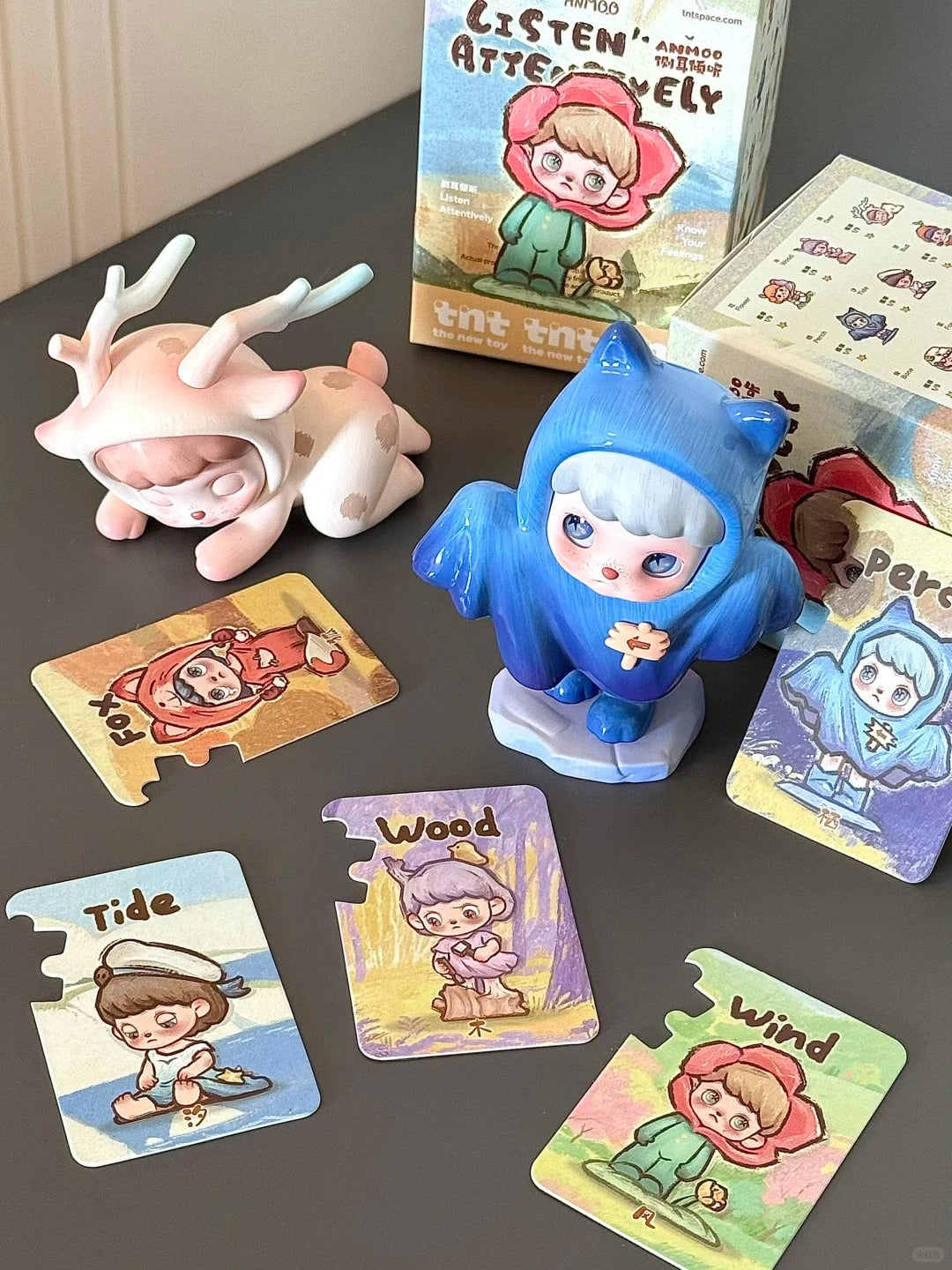 AUMOO "Listen Attentively" Series - The Secret Keeper Mystery Figure: Share Your Heart with AUMOO