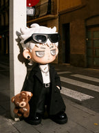 ZERO "Urban Aperture" Series - Street Corner Mystery Figure: Capturing the Light of the City